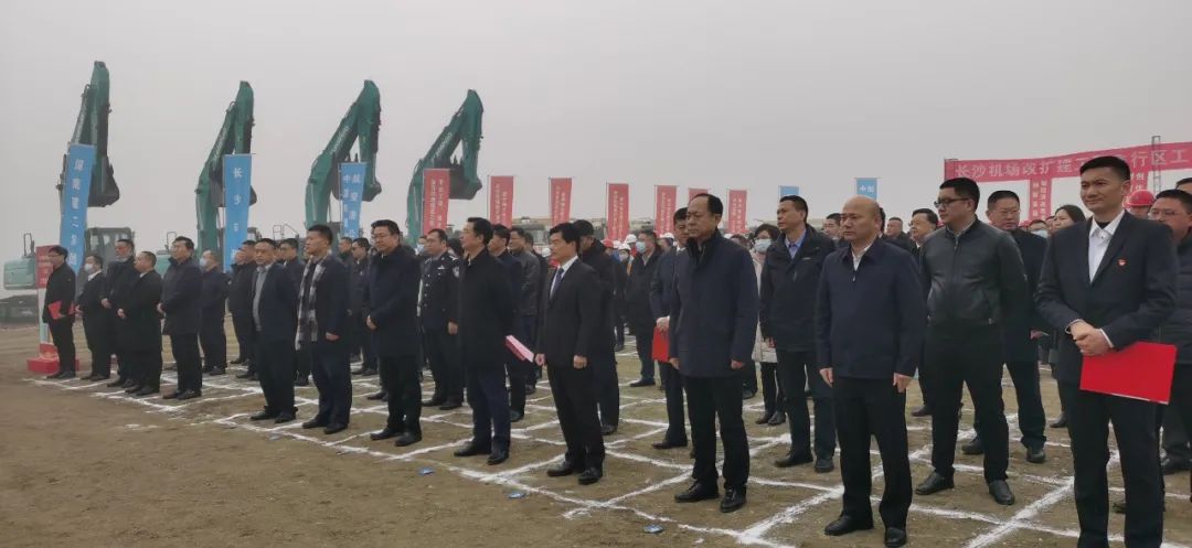 “山河綠”精彩亮相！山河智能裝備全面助力長沙機場改擴建項目