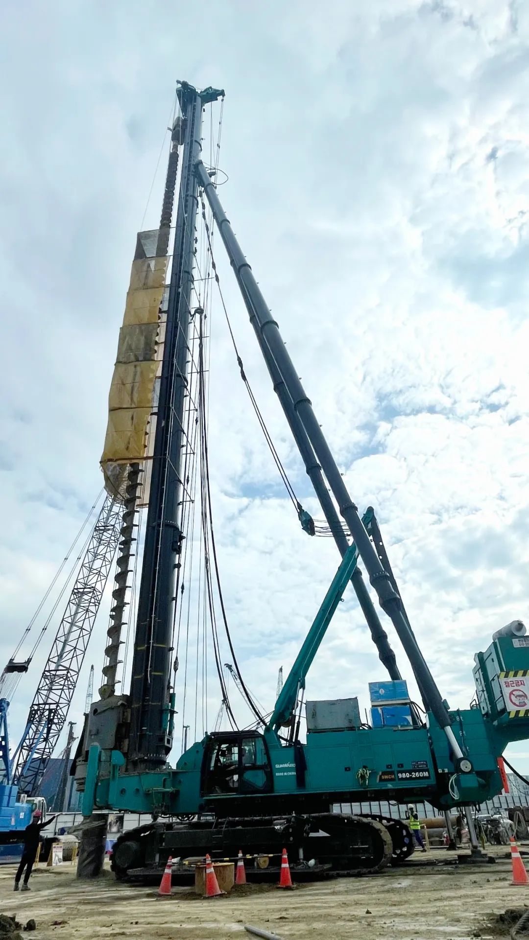“全球最高樁架”嶄露頭角！山河智能實力助建韓國首爾麻古MICE綜合園區(qū)