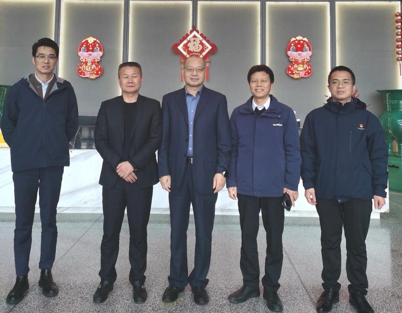 中國(guó)工程機(jī)械工業(yè)協(xié)會(huì)秘書(shū)長(zhǎng)吳培國(guó)到訪山河智能