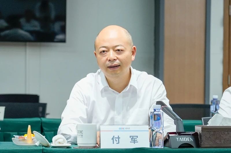 山河智能與易普力公司深化戰(zhàn)略合作，共筑混裝設備技術轉化新標桿