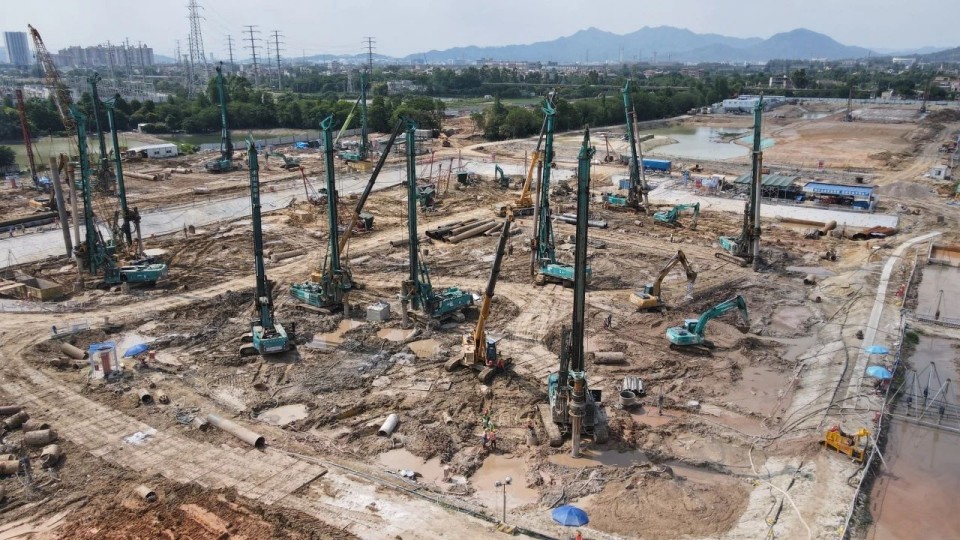 近20臺“山河綠”裝備實(shí)力集結(jié)，助力廣佛西環(huán)工程建設(shè)跑出“加速度”